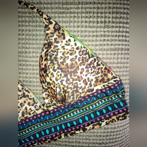🆕Sunshine 79 REVERSIBLE Triangle Halter Bikini Top Size 8 Animal & Floral Print - Picture 11 of 12
